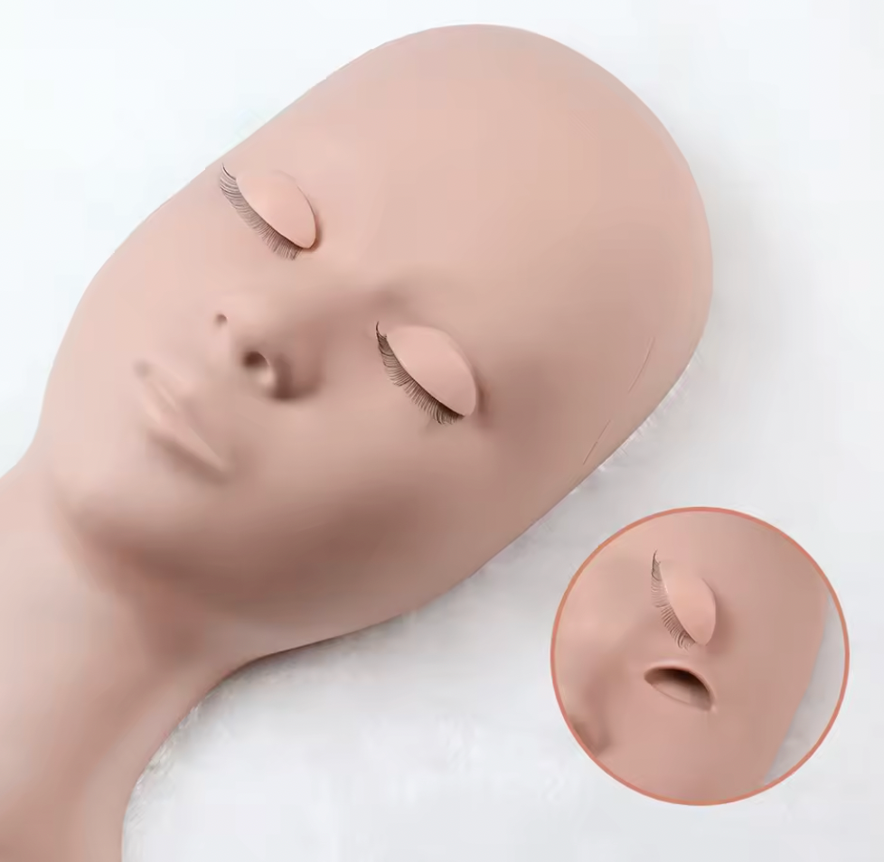 MANNEQUIN HEAD WITH REMOVAL EYELIDS